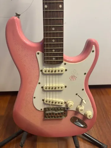 Guitarra - Adulto Rosa