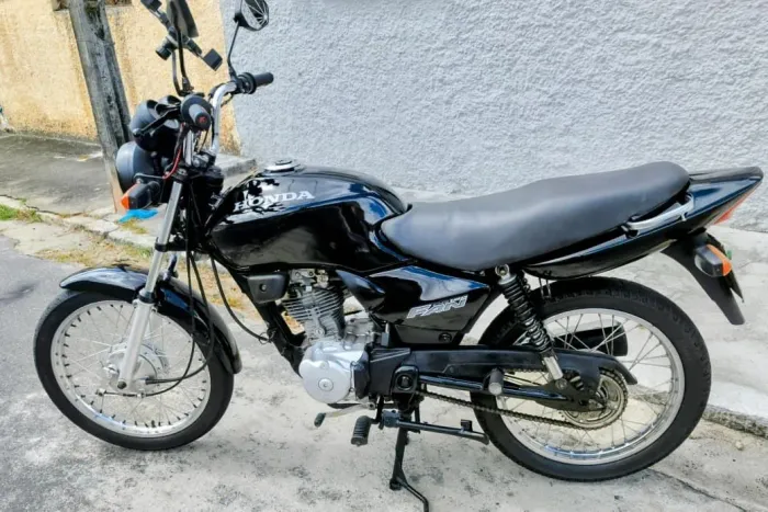 PINTURA GERAL FEITA: Honda CG 125 Fan 2008 Preta - Único Dono e em perfeitas condições.l!