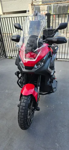 Honda X-ADV 750cc 2019 a mais completa com acessórios e sem detalhes e revisada.