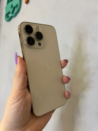 Seminovo - iPhone 13 Pro 256GB Dourado 86% - Retirada Loja Shopping Savassi