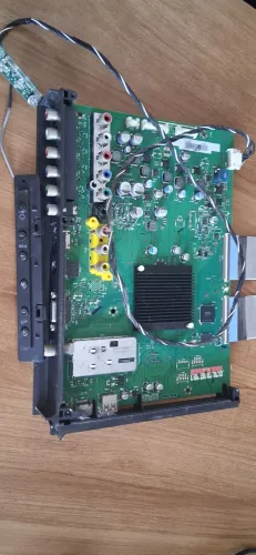 Placa principal tv Philips modelo 40PFL3605D/78