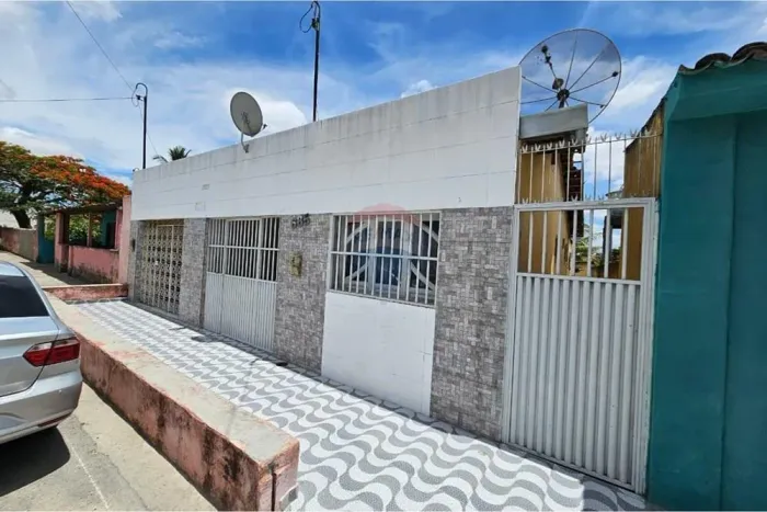 Oportunidade: Casa Locada no Centro de Lajedo, PE