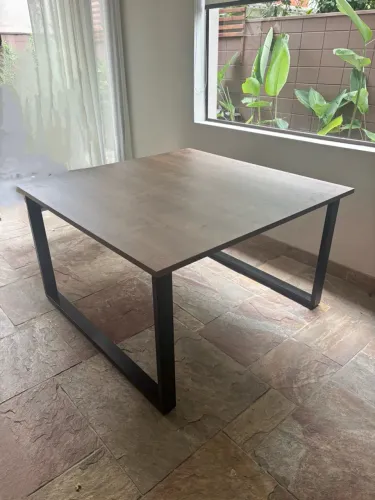 mesa estilo industrial