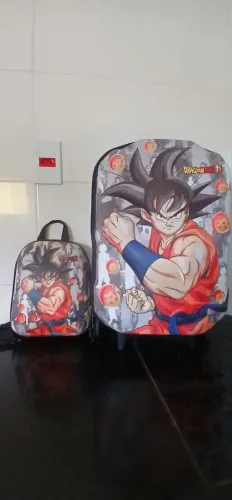 Kit Mochila diplomata de rodinha e lancheira do Dragon Ball