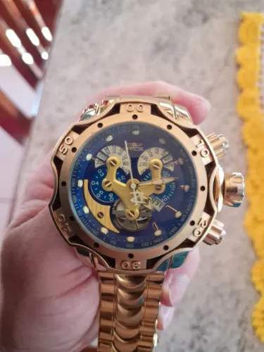 Relógio invicta super inteiro 