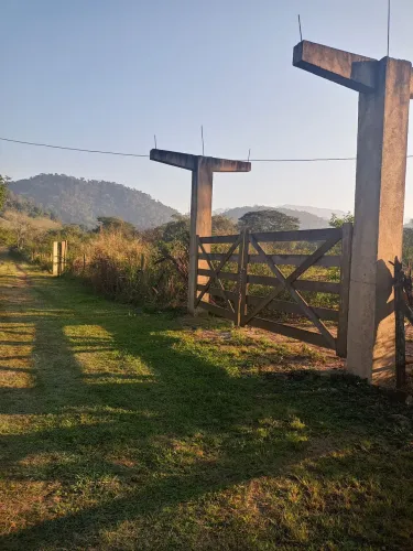 Terreno no sitio