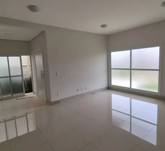 Venda - Casa em condomínio, zona sul, térrea, no Laranjeiras - Uberlândia - MG