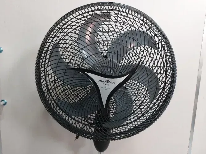 Ventilador para Peças de Reposição ( Ventilador Coluna Britânia Mega Turbo Hélice de 50 cm
