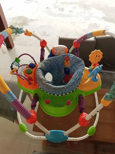 Jump infantil, jump de bebê, centro de atividades infantil, mesa de atividades infantil