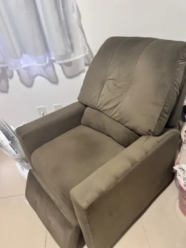 Poltrona reclinável