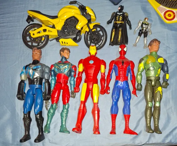 Bonecos Super Heróis