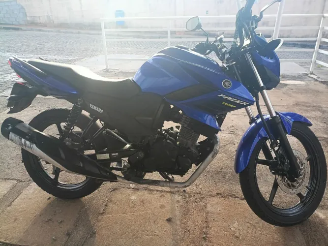 Moto Yamaha YS 150 Fazer SED