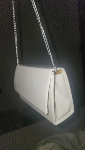 Bolsa Transversal Branca de Festa com Alça de Corrente