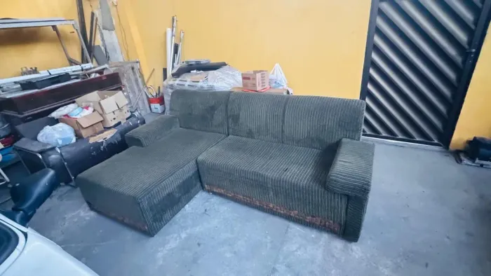 Sofá em L