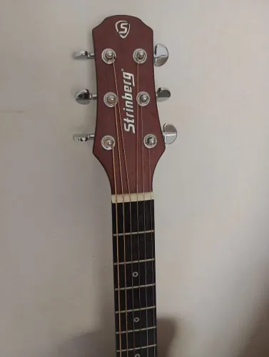 Vende-se violão seminovo