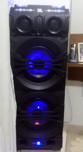 som JBL