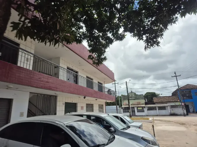LOJA EM GALERIA PROX A ABDIAS DE CARVALHO