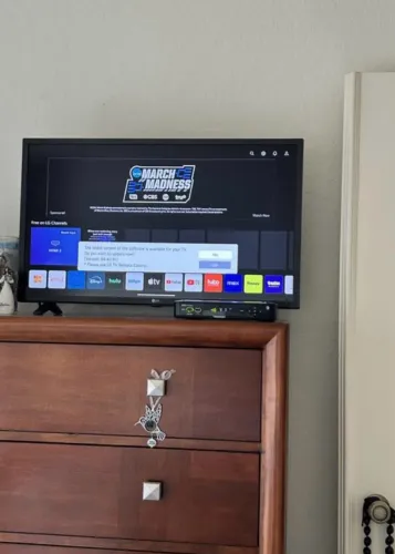 Estou vendendo TV 32 LED LG AWZ 60Hz - 2 HDMI 1 USB