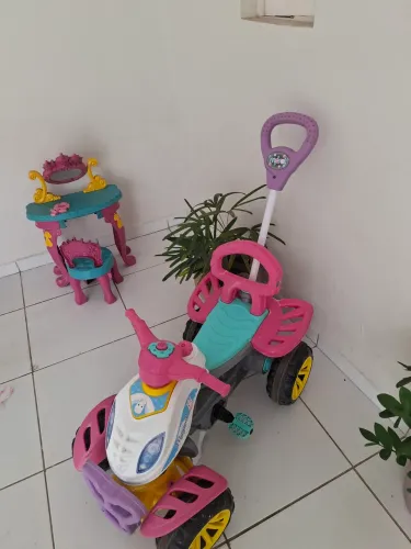 Vendo quadriciclo infantil