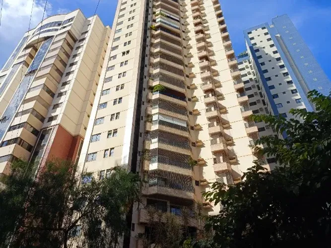 SETOR BUENO / APTO 241 M² / 4 SUÍTES / ESCRITÓRIO / 3 GAR