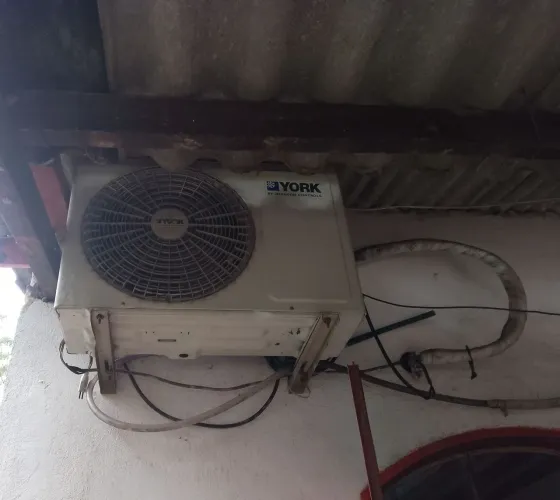Ar condicionado 220v. 12000 Bteus