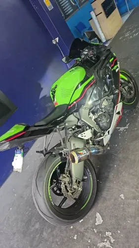 Vendo ou Troco Kawasaki Ninja ZX6R 636 2022 zero! Troca Diavel 1260s ou HD Sportster S