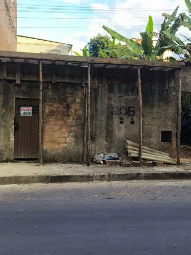 Terreno enfrente ao parque ecológico do arão Reis 