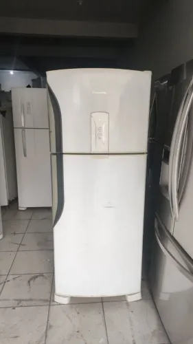 Geladeira Parasonic