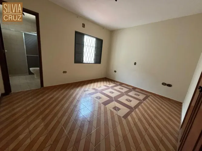 Imóvel com forte vocação comercial - Ideal para negócios de varejo. Bairro: Castelinho Ref