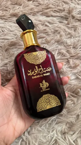 Perfume Sabah Al Ward árabe usado pouquíssimas vezes