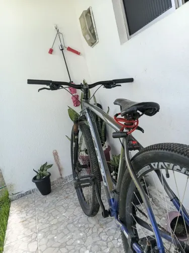 Bicicleta aro 29 com documentos 