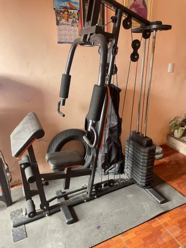 VENDO ESTAÇÃO DE MUSCULAÇÃO 80KG