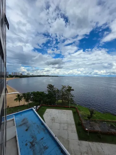 Flat Tropical Executive no 4° Andar - Modelo Pool Vista para Ponte 
