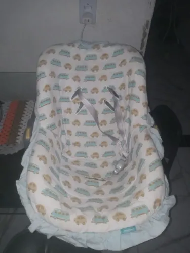 Vendo bebê conforto