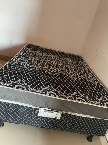 Cama box casal