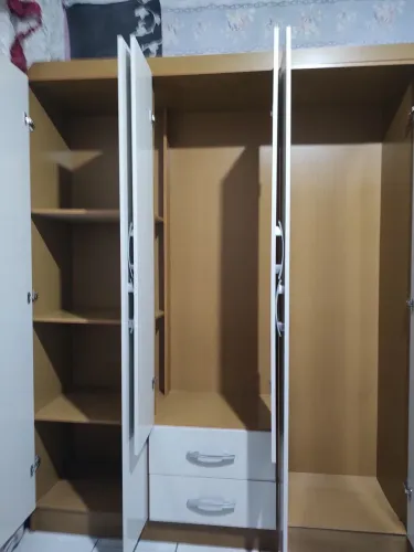 Vendo roupeiro novo 