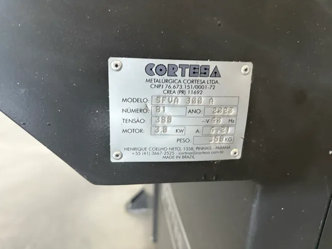 Serra modelo SFVA-300 A - faz Cunha e cantoneira