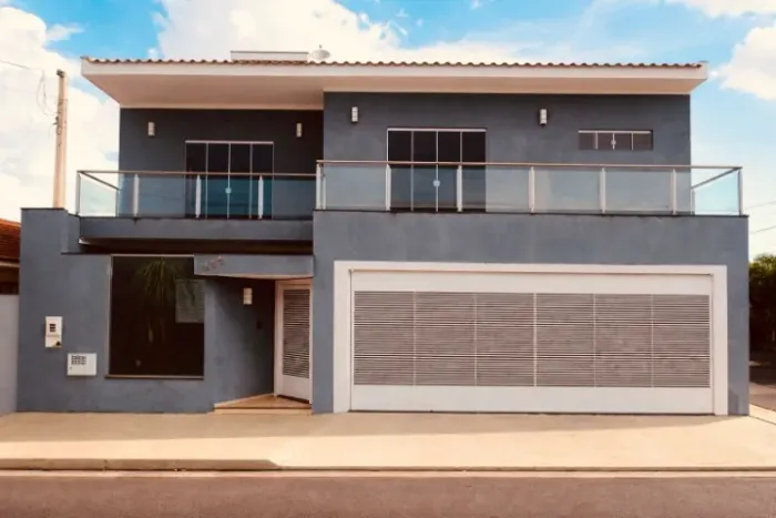 Mais que uma Casa, um Estilo de Vida com Arquitetura, Elegância e Sofisticação.