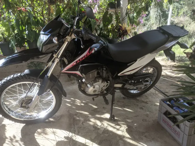 Vende se Bros 2014