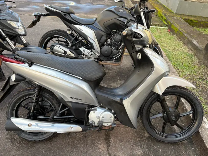 Honda Biz 125 ES