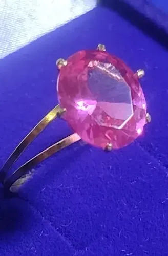 Anel Solitário Ouro 18 Kilates Peso 2.15 Gramas Pedra Zircônia 10 mm x 8 mm Temos Pedra
