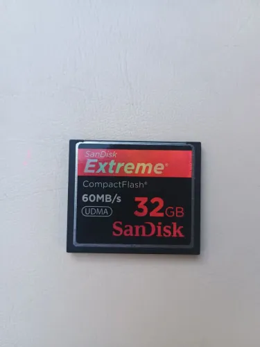 Cartão compact flash 32GB SanDisk 60MB/s