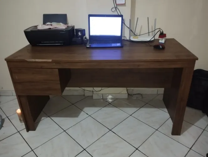 Mesa escritório/estudo MDF