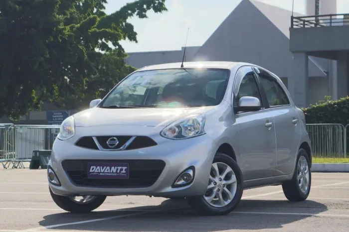 Nissan March SV 1.6 16V Flexstart 5P Aut. 2017