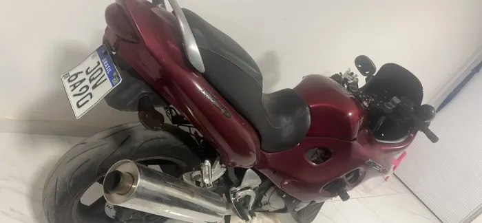 Suzuki gsx 750 f