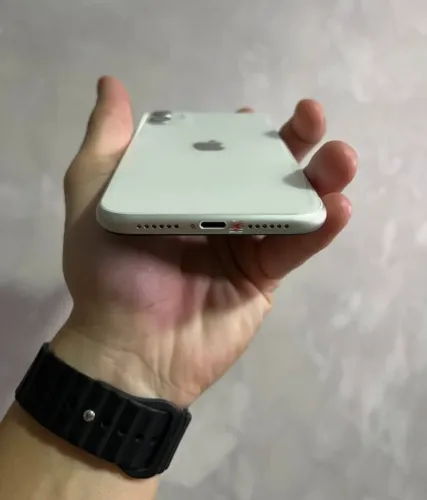 Iphone 11 excelente na caixa