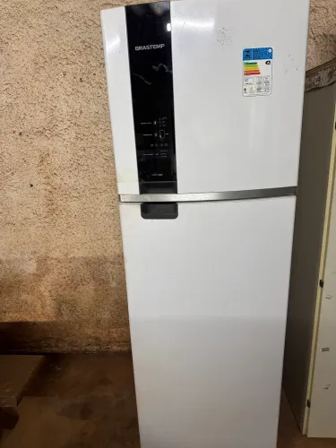 Geladeira para negociar.