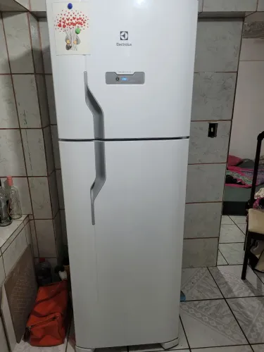Geladeira Eletrolux