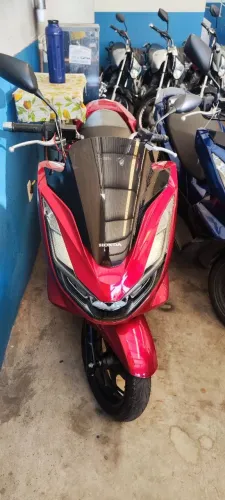 HONDA PCX 160 VERMELHA 2025 Shalon veículos Cariacica
