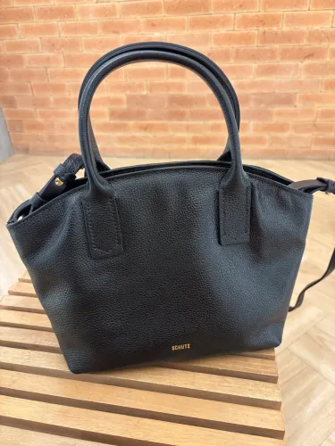 Bolsa schutz transversal preta 